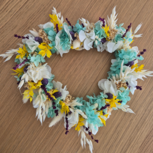 Herz Kranz mit hellen Frühlingsfarben
